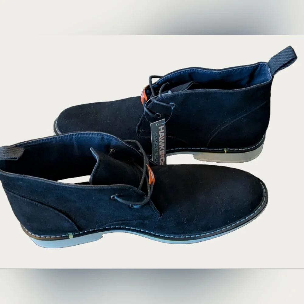 NIB Hawke & Co Mojave Men's Black Suede Chukka Boots Sz. 11